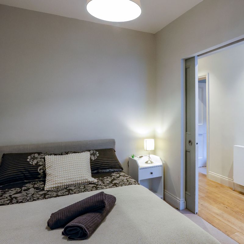 Three bedrooms flat in London Gallery Image - Thanet Property Photography
